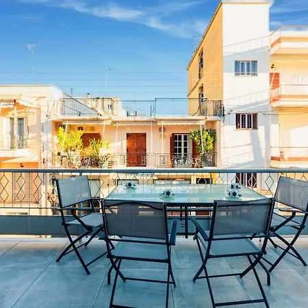 Appartement Upscale Modern Escape In The Historic Center à Kalamata Extérieur photo